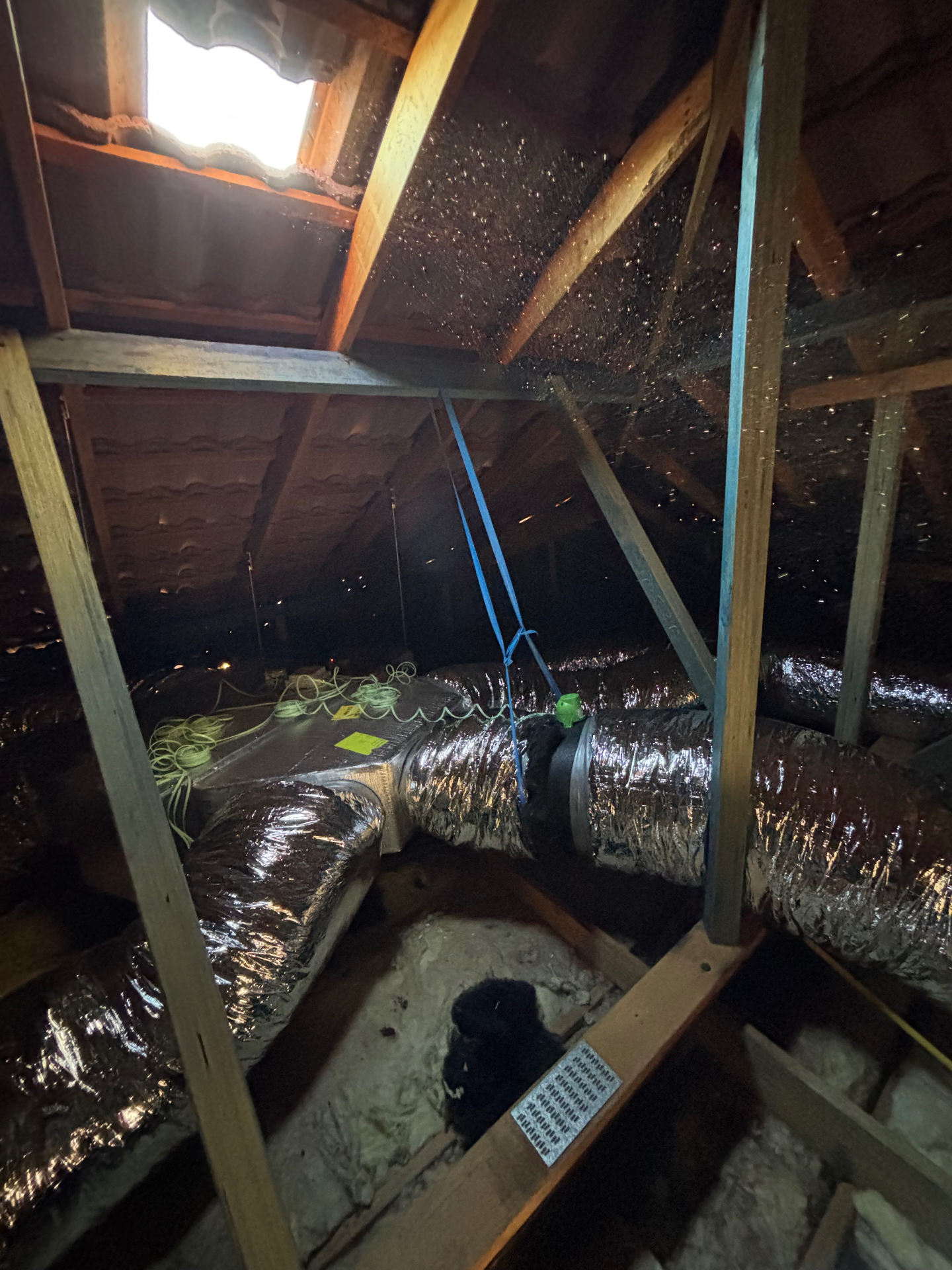 Ducted air conditioning plenum and flexible ducting installed in a Perth roof space